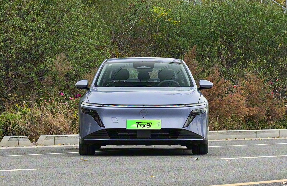 imgi_3_1_3(37) Nissan N6 2026 | China Export Vehicle – EVs From China USA - Image 1