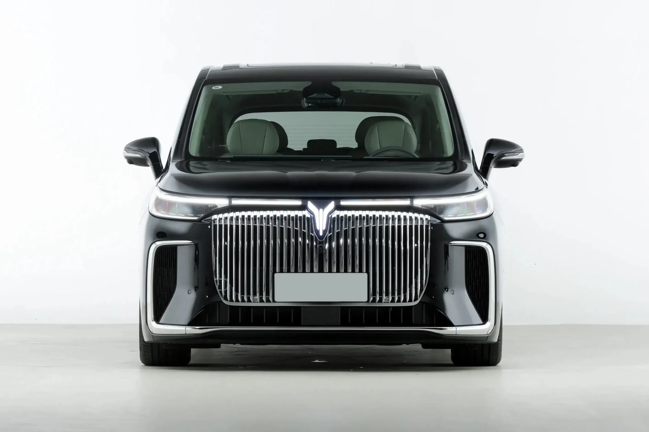 imgi_69_Innovative-Hybrid-Exceptional-Specifications-Voyah-Dreamer-Phev-Cars Voyah 2026 Dreamer Phev 1.5t Ultra-Long Range Flagship Version Automatic Car | Buy Direct from China – Chinese Auto for Sale USA - Image 1